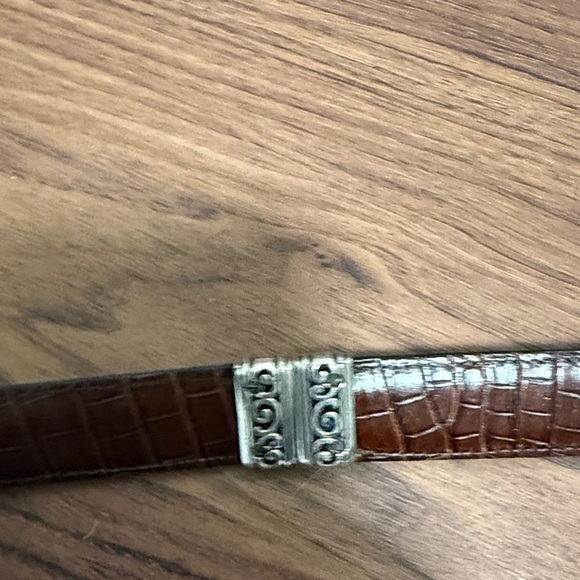 Chico’s Genuine Croc Embossed Leather Belt Reverses from Black To Brown Silver. main image 5
